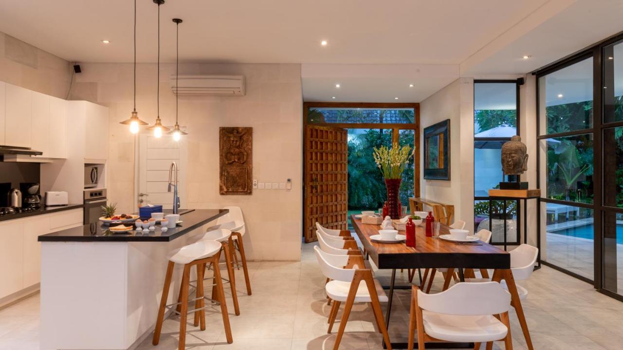 Seminyak White Design Villa Exterior foto